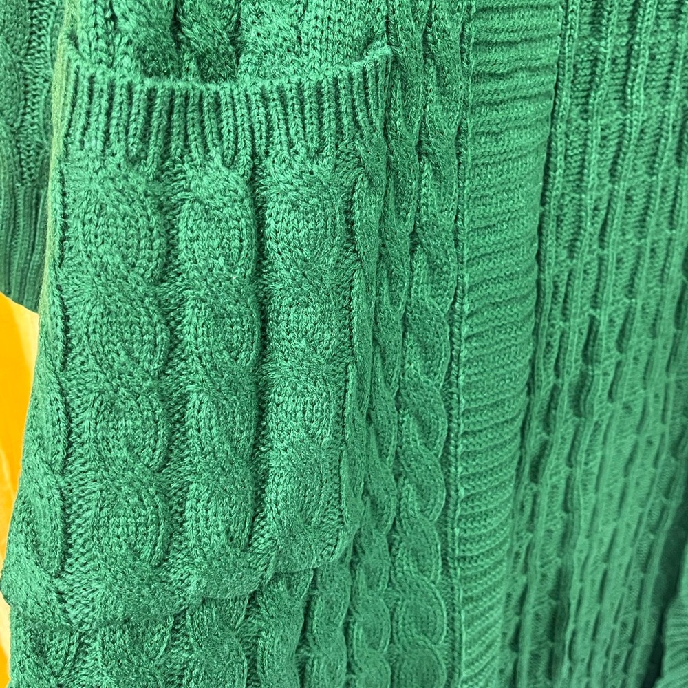 Long sleeve cardigan. (Green & yellow ) - Picture 3 of 8